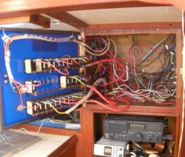 new panel opens left